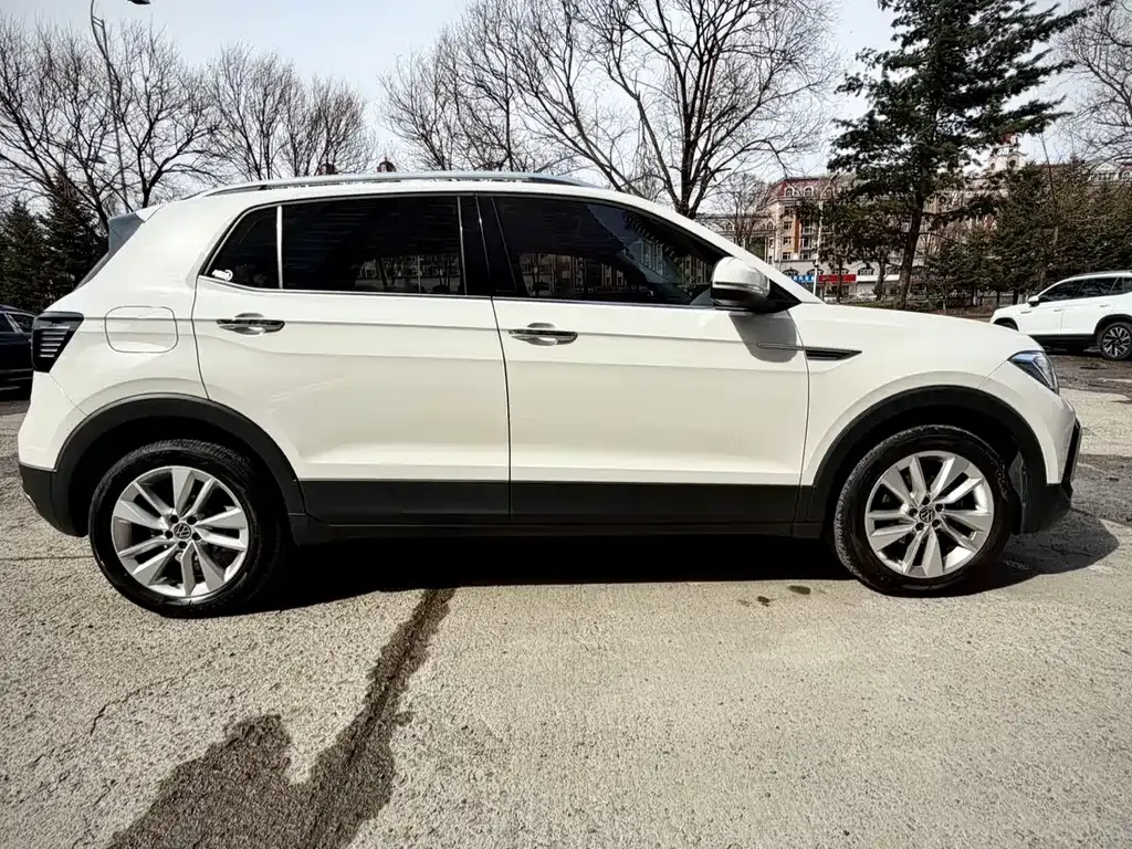Volkswagen T-Cross — фото 7