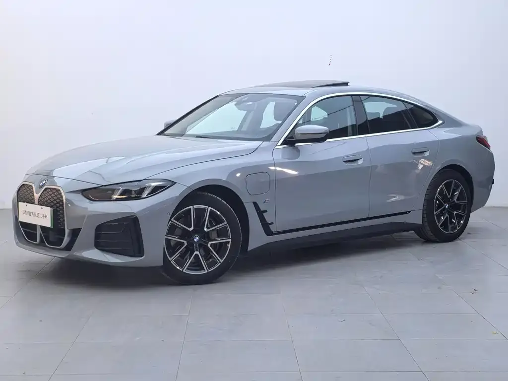BMW i4 — фото 1