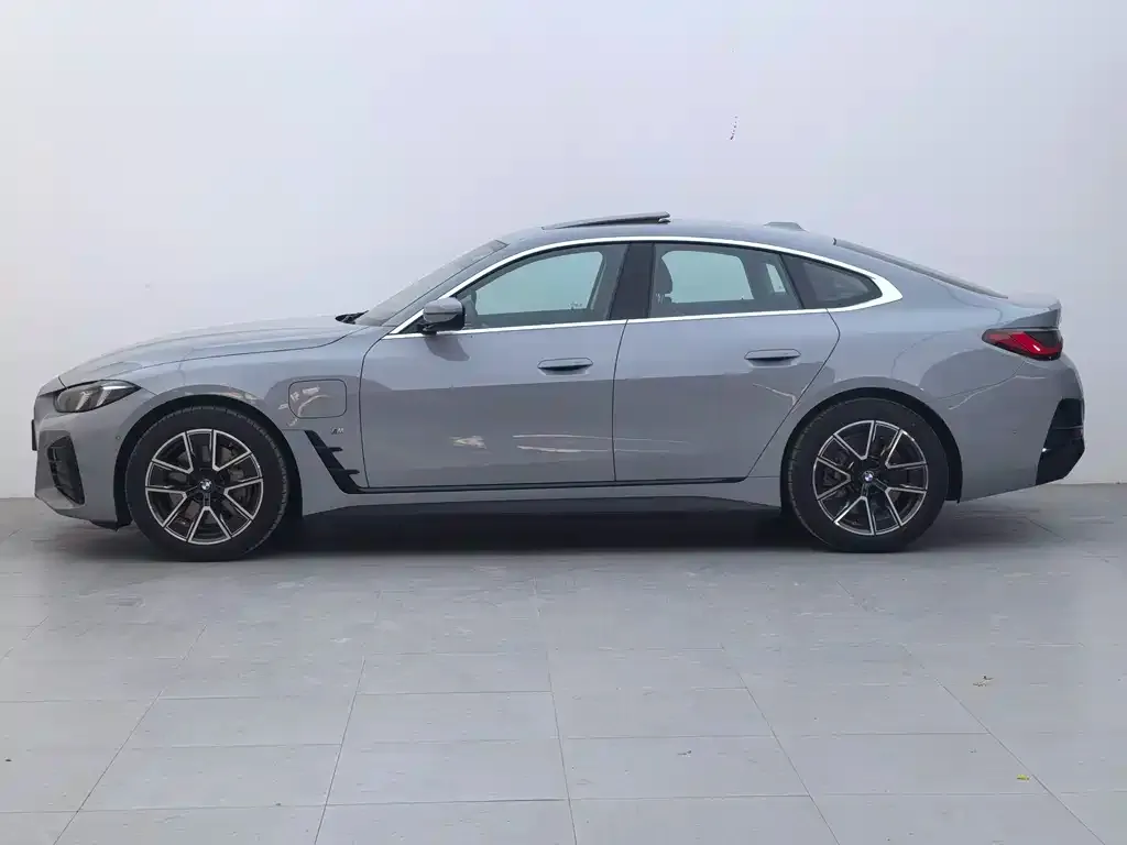 BMW i4 — фото 2