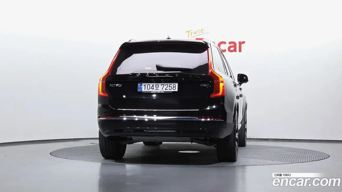 Volvo XC90 — фото 3