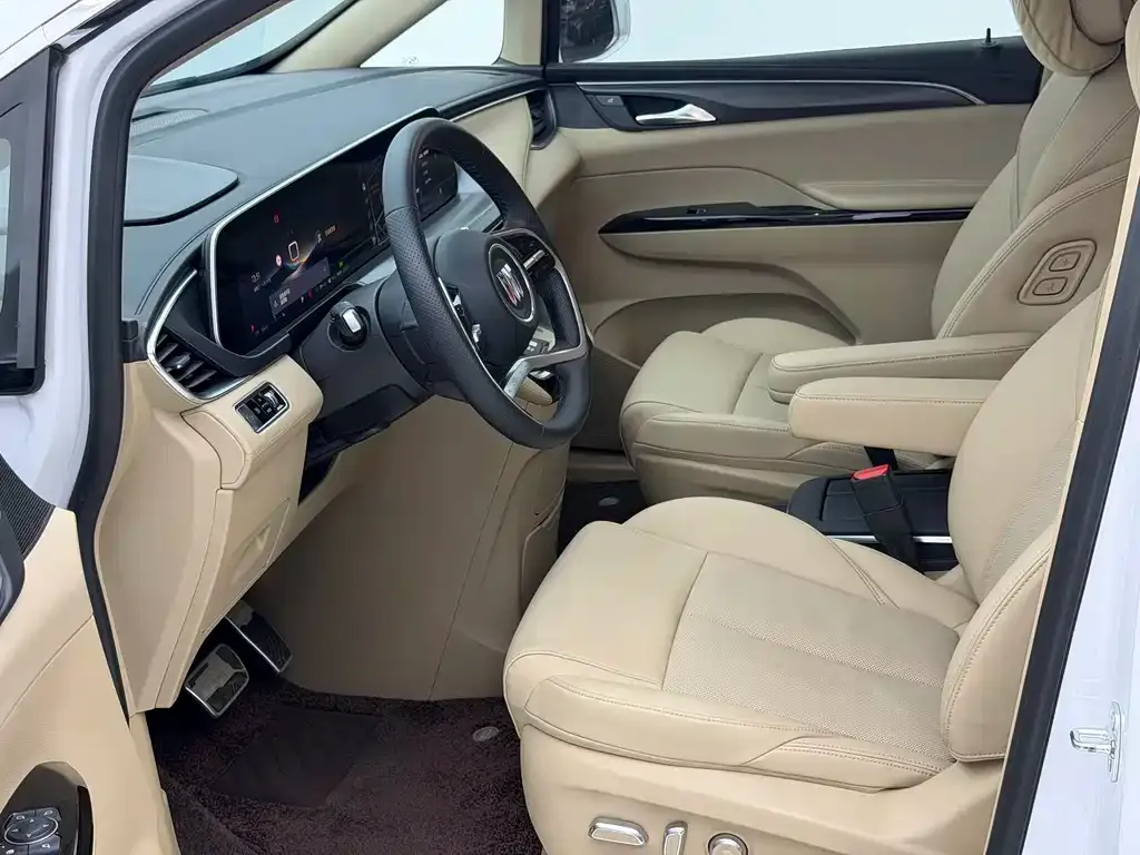 Buick GL8 Hybrid — фото 8