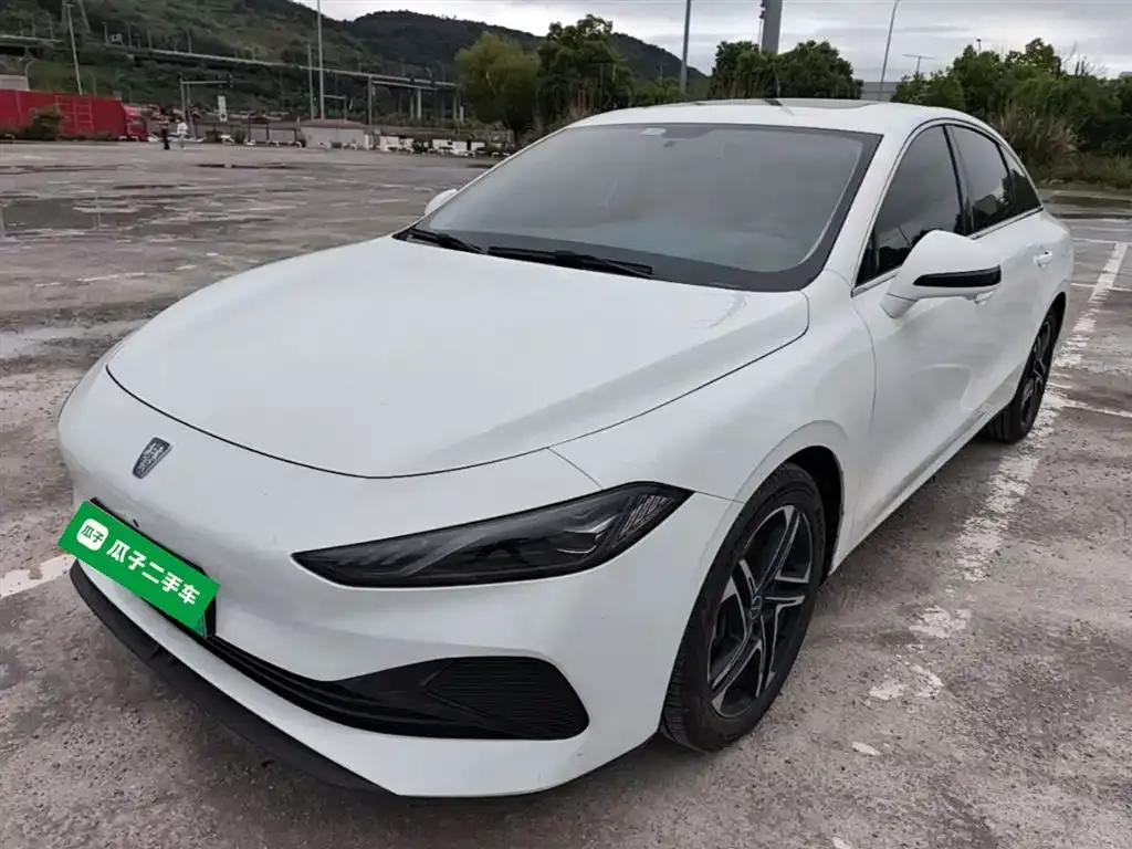 Roewe D7 — фото 4