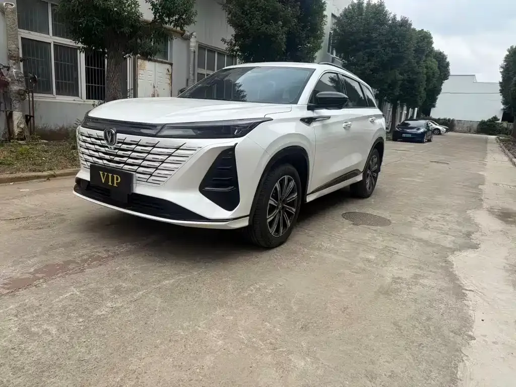 Changan CS75PLUS — фото 7