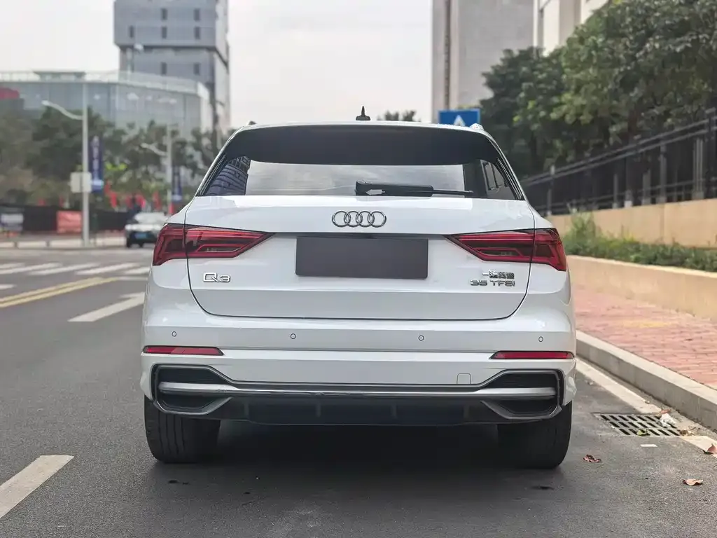 Audi Q3 — фото 3