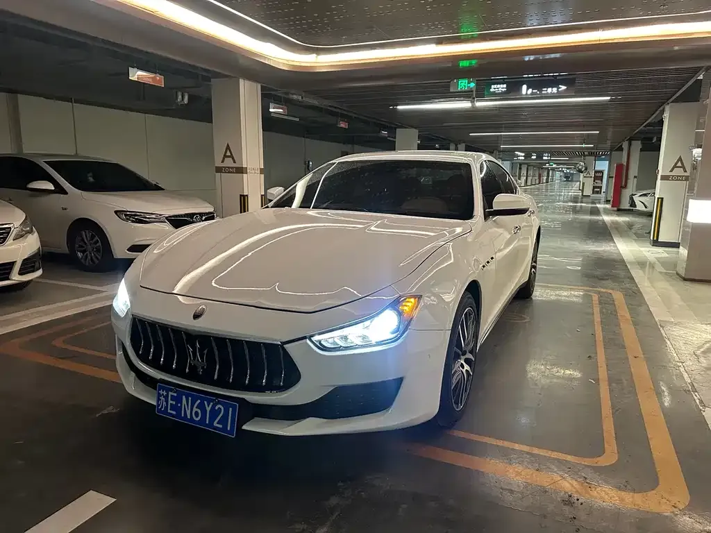 Maserati Ghibli — фото 1