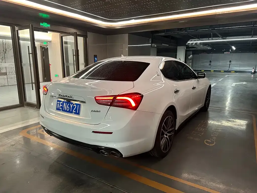 Maserati Ghibli — фото 5