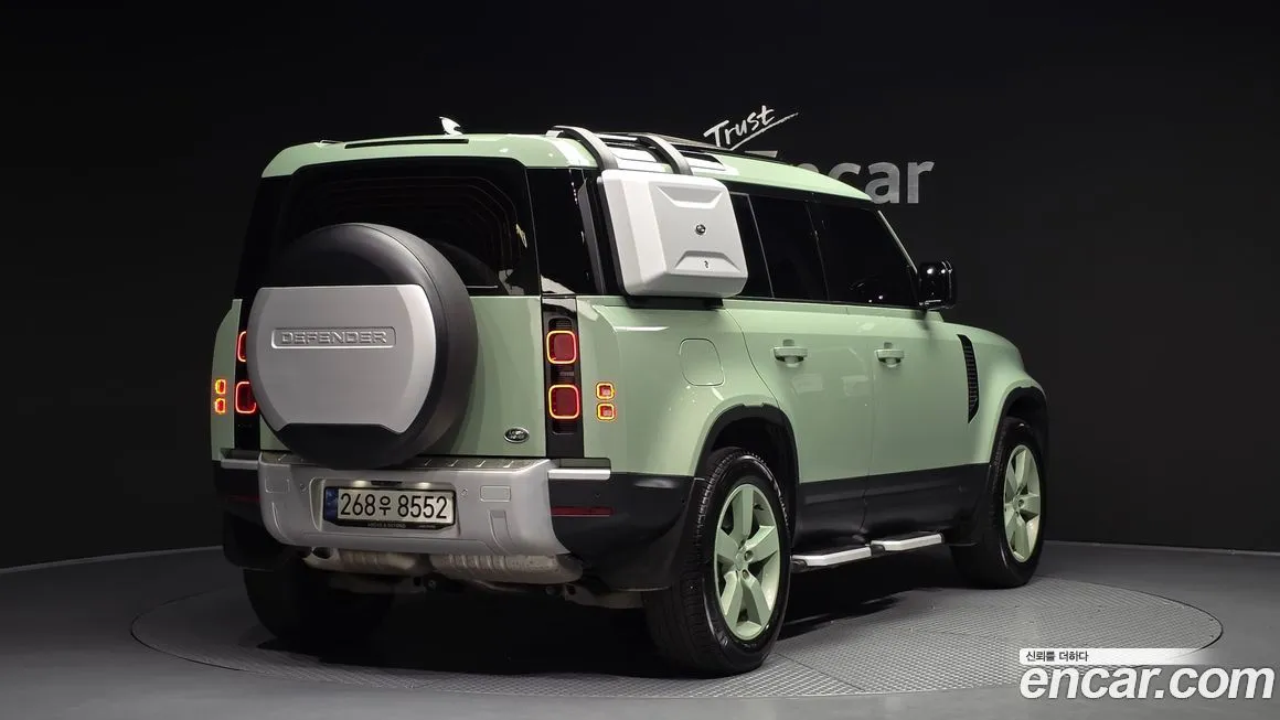 Land Rover Defender — фото 6