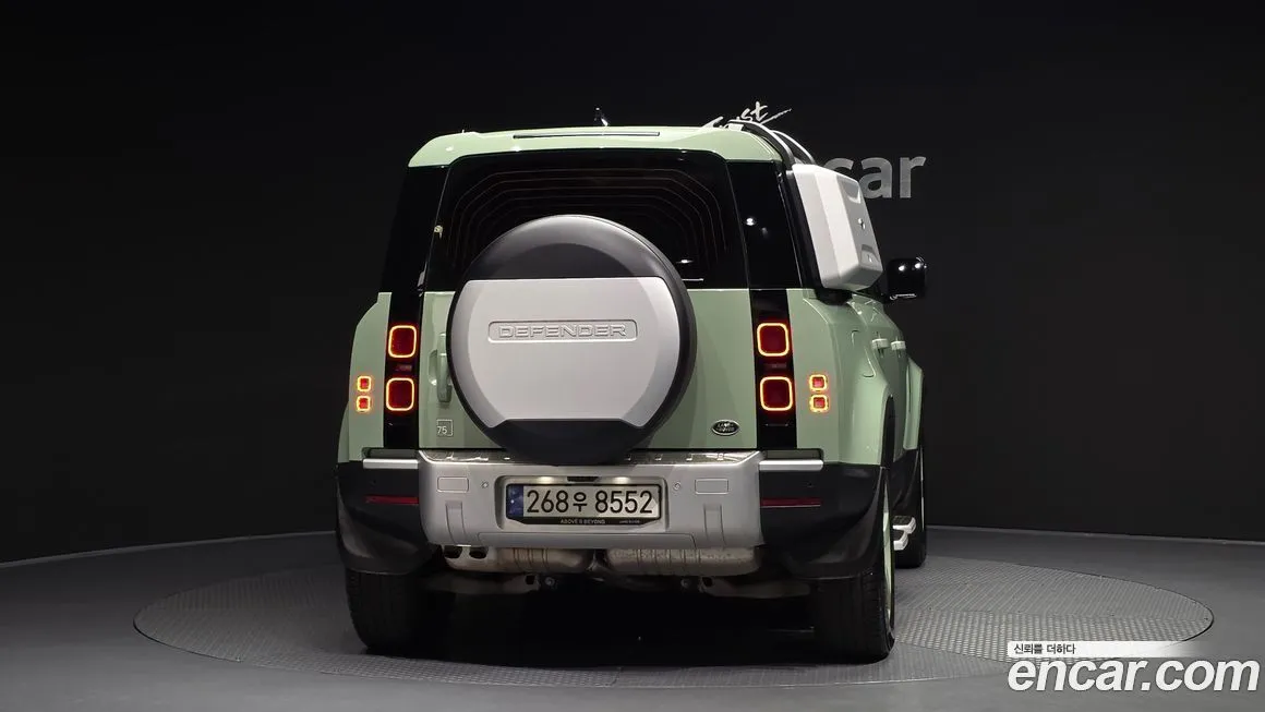 Land Rover Defender — фото 2