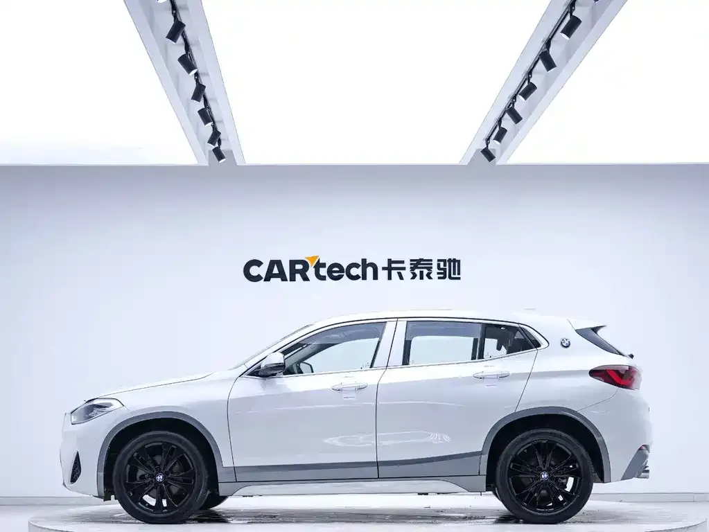 BMW X2 — фото 2
