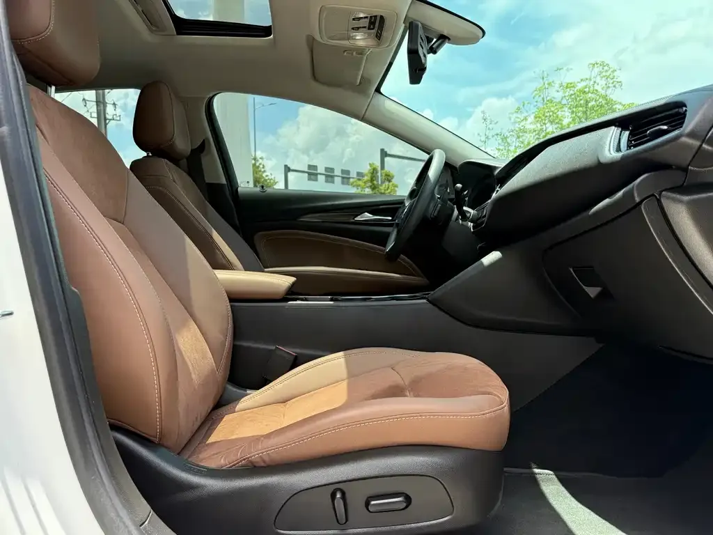 Buick Regal — фото 3