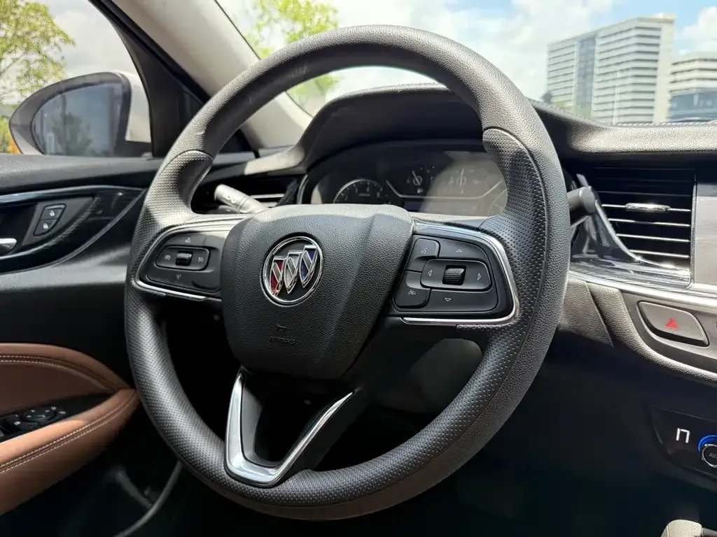 Buick Regal — фото 9