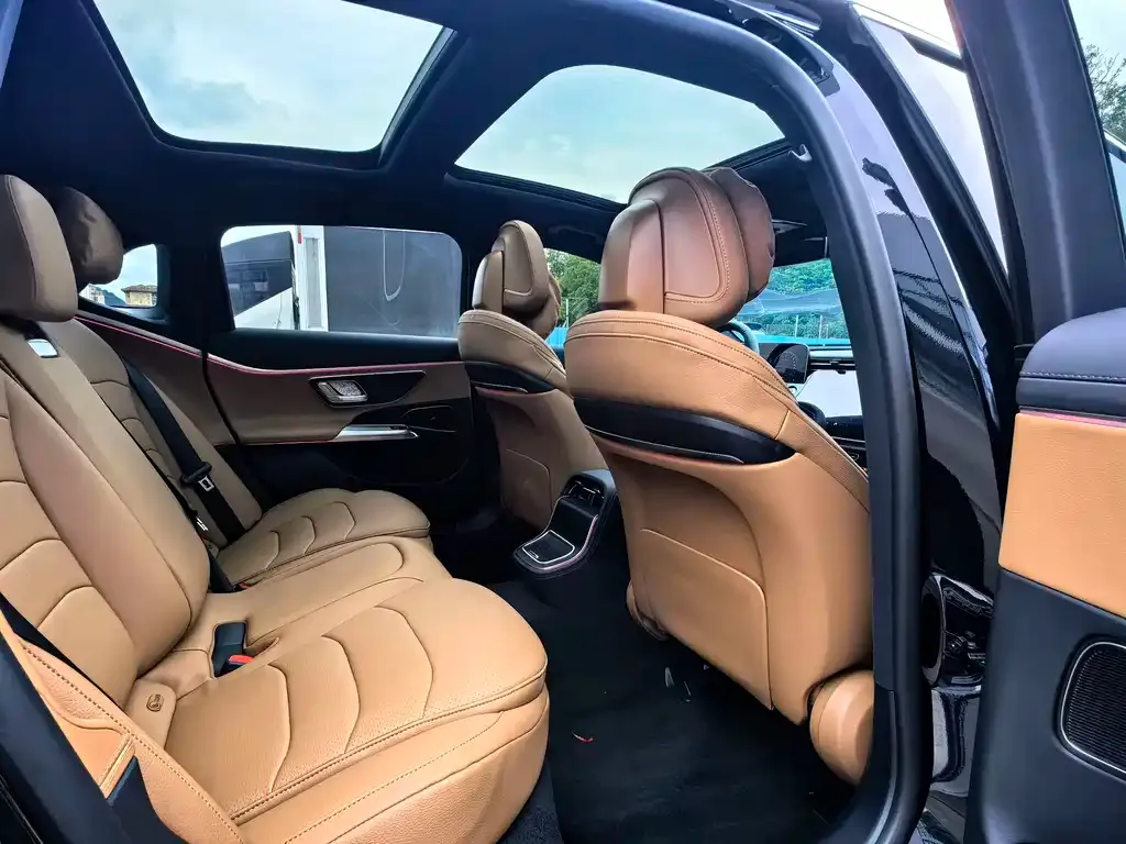 Mercedes-Benz E-Class New Energy — фото 4