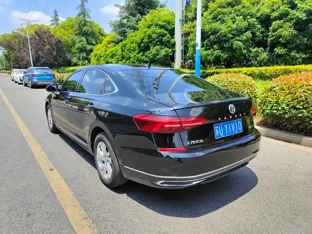 Volkswagen Passat — фото 9