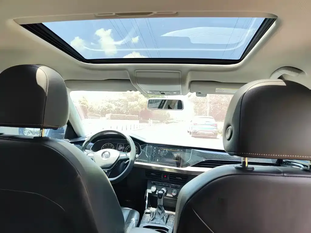 Volkswagen Passat — фото 2
