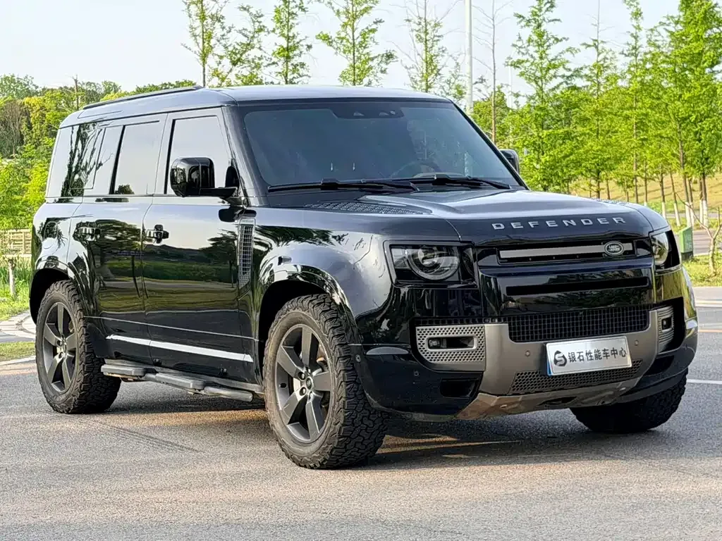 Land Rover Defender — фото 10