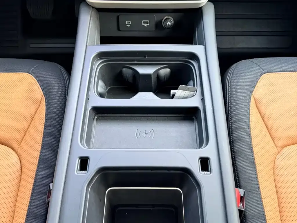 Land Rover Defender — фото 2