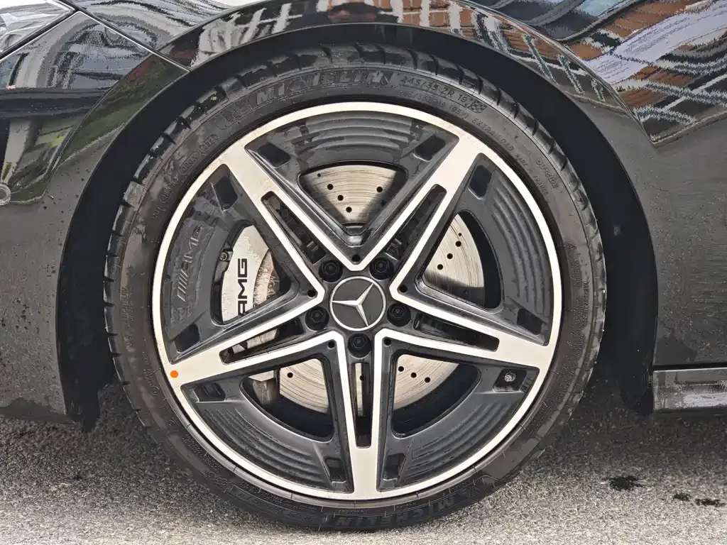 Mercedes-Benz CLA AMG — фото 5