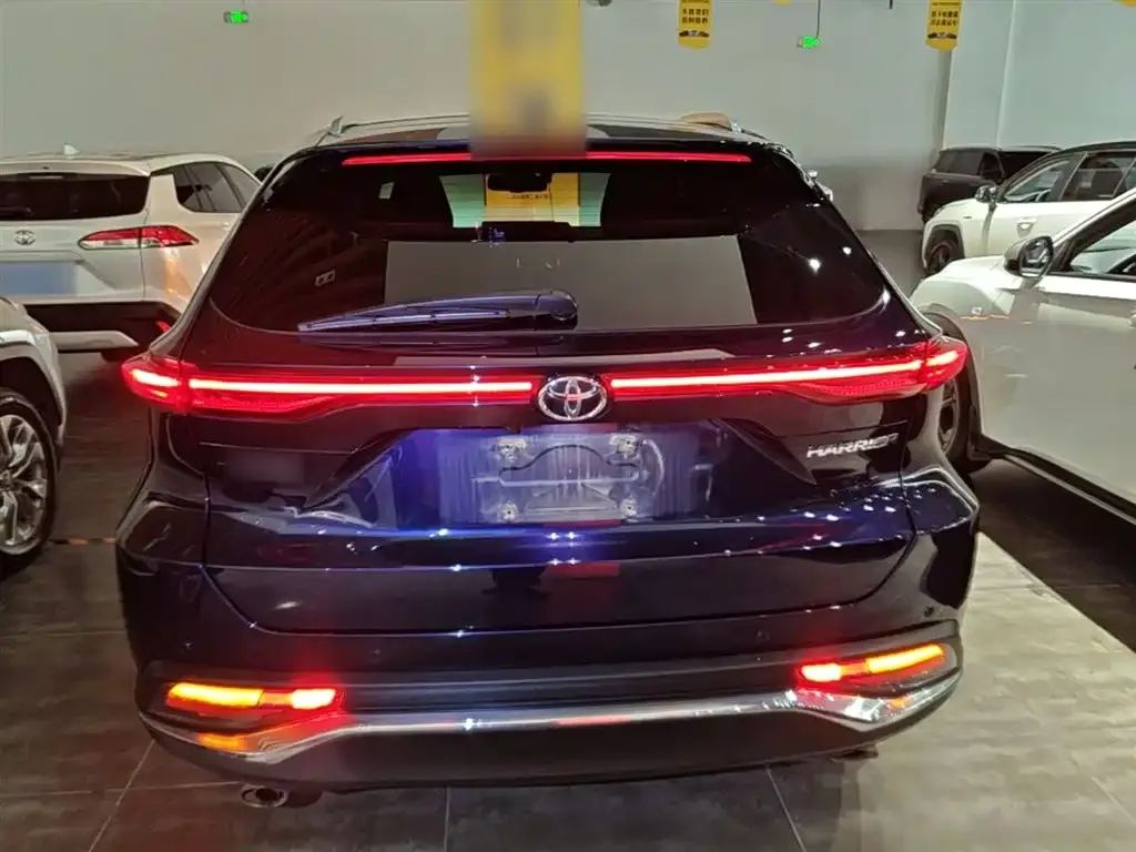 Toyota Harrier — фото 5