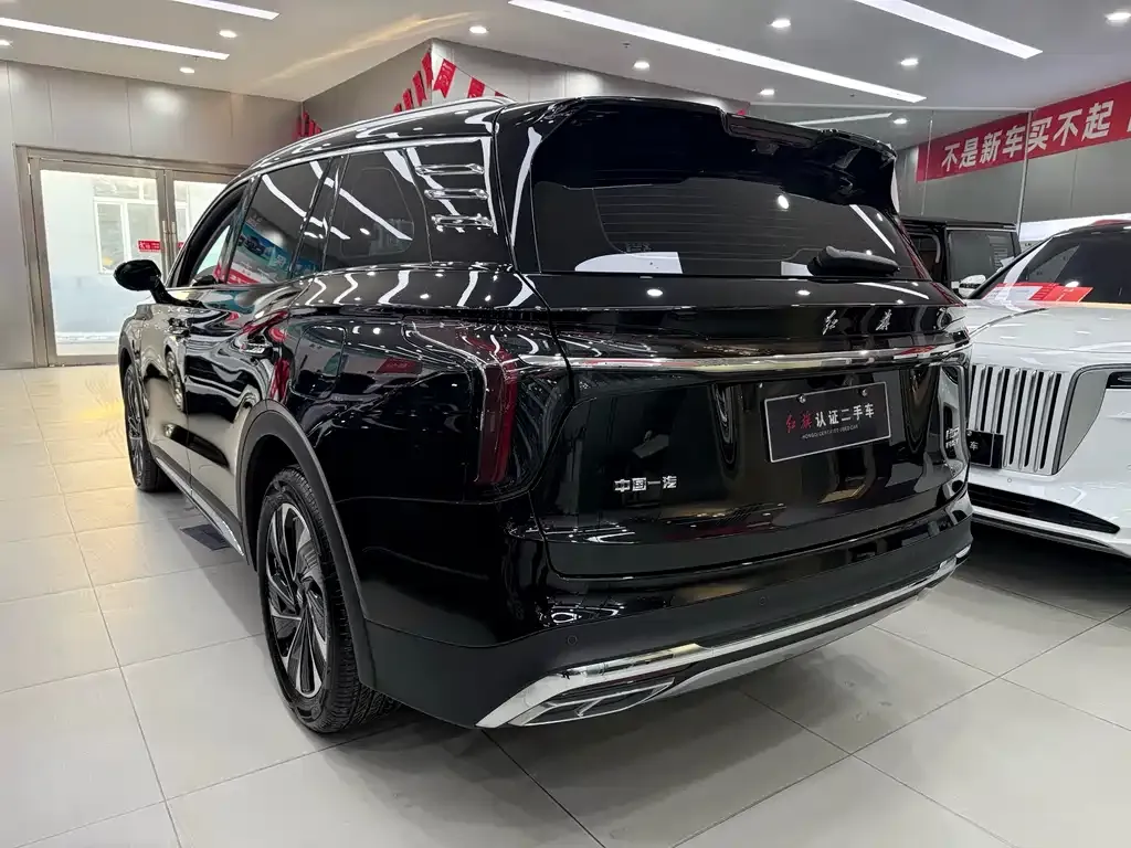 Hongqi HS7 PHEV — фото 8