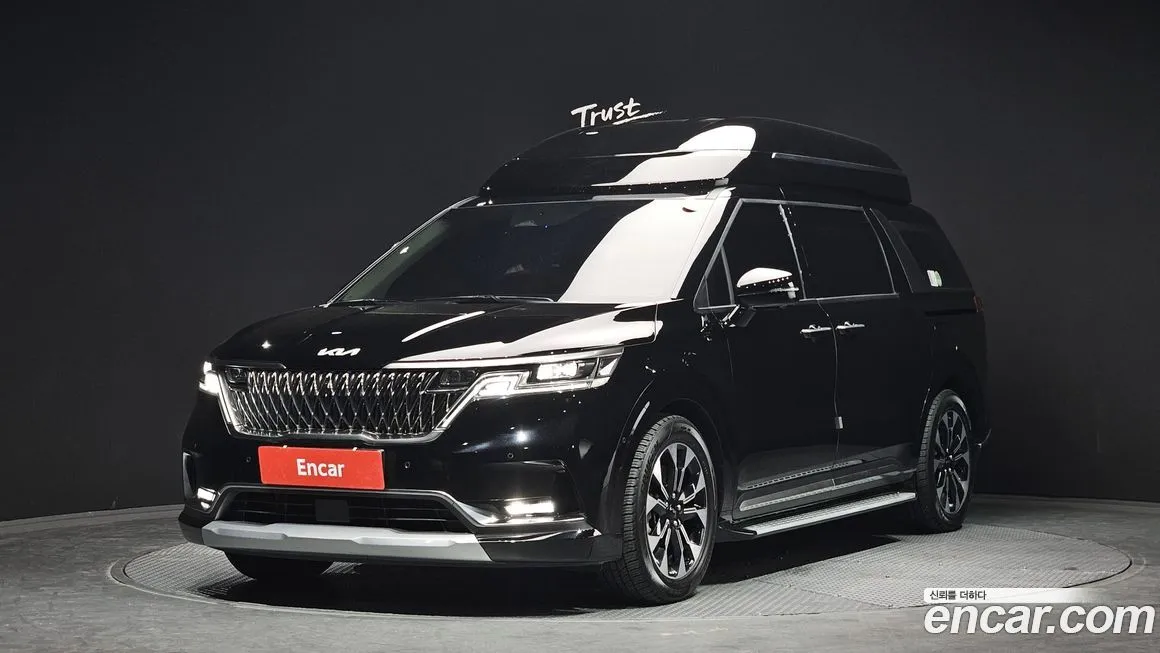 Kia Carnival — фото 1