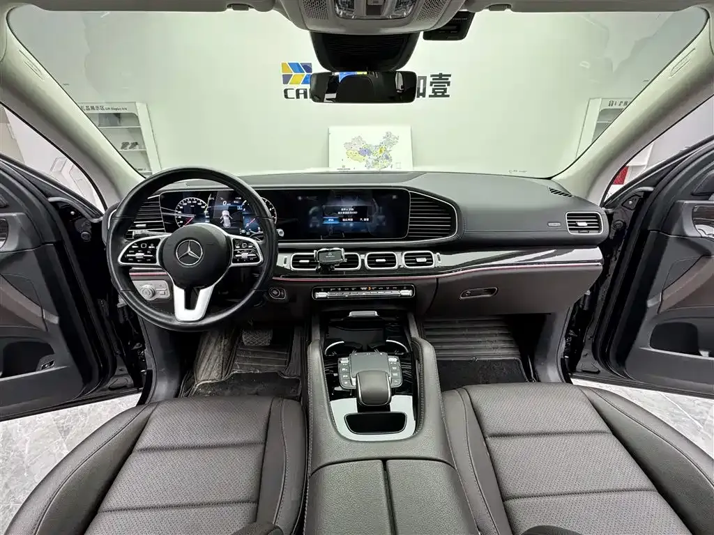 Mercedes-Benz GLE — фото 6