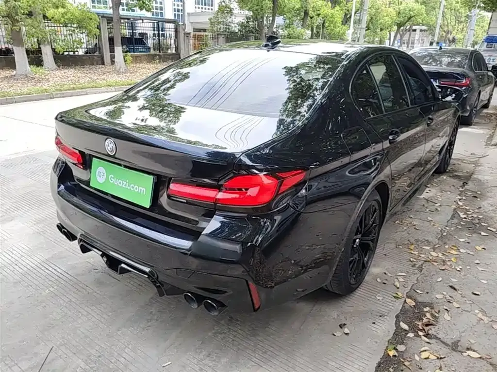 BMW 5 Series (Import) — фото 2