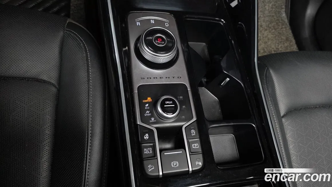 Kia Sorento — фото 5