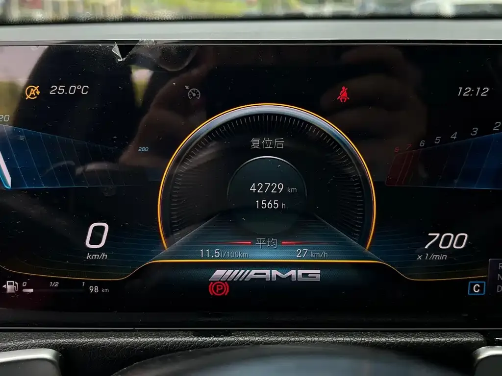 Mercedes-Benz GLB AMG — фото 2
