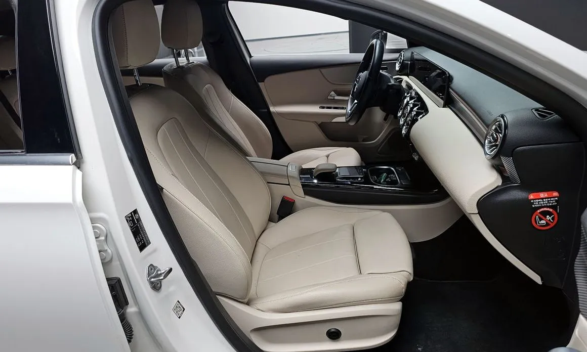 Mercedes-Benz A-Class — фото 10