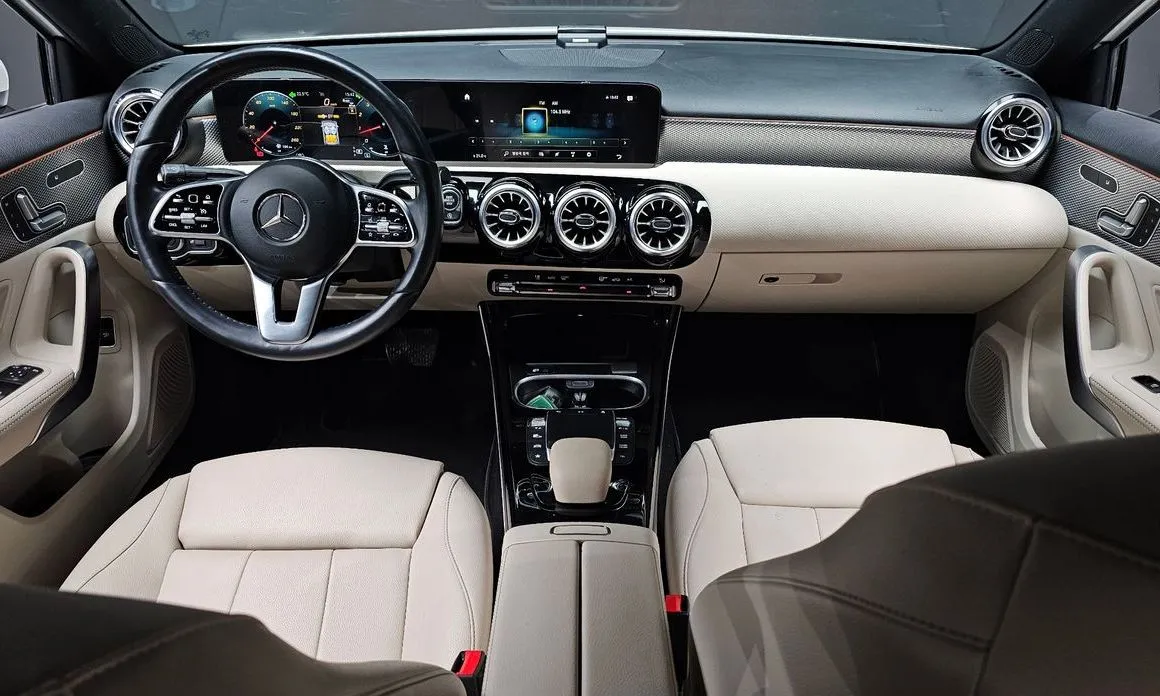 Mercedes-Benz A-Class — фото 9