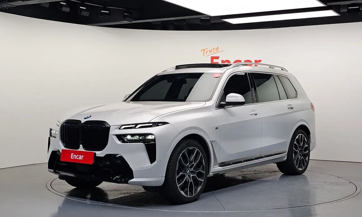 BMW X7 — фото 1