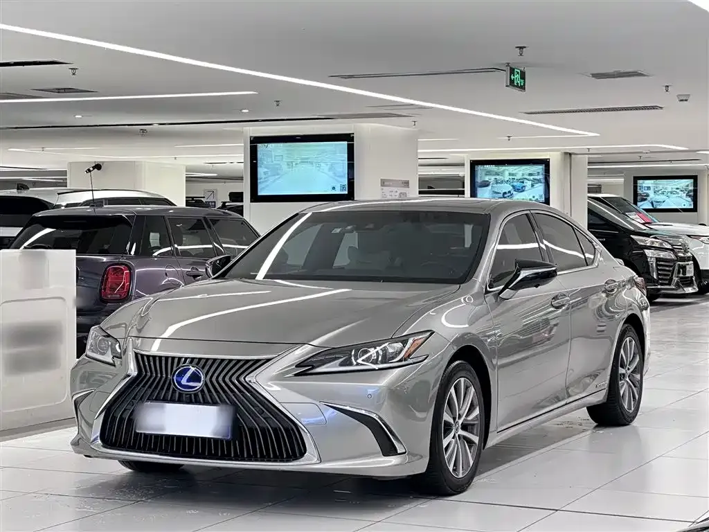 Lexus ES — фото 6