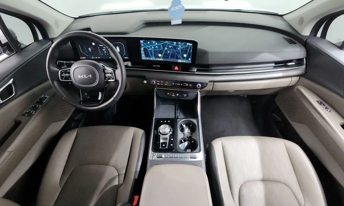 Kia Carnival — фото 9