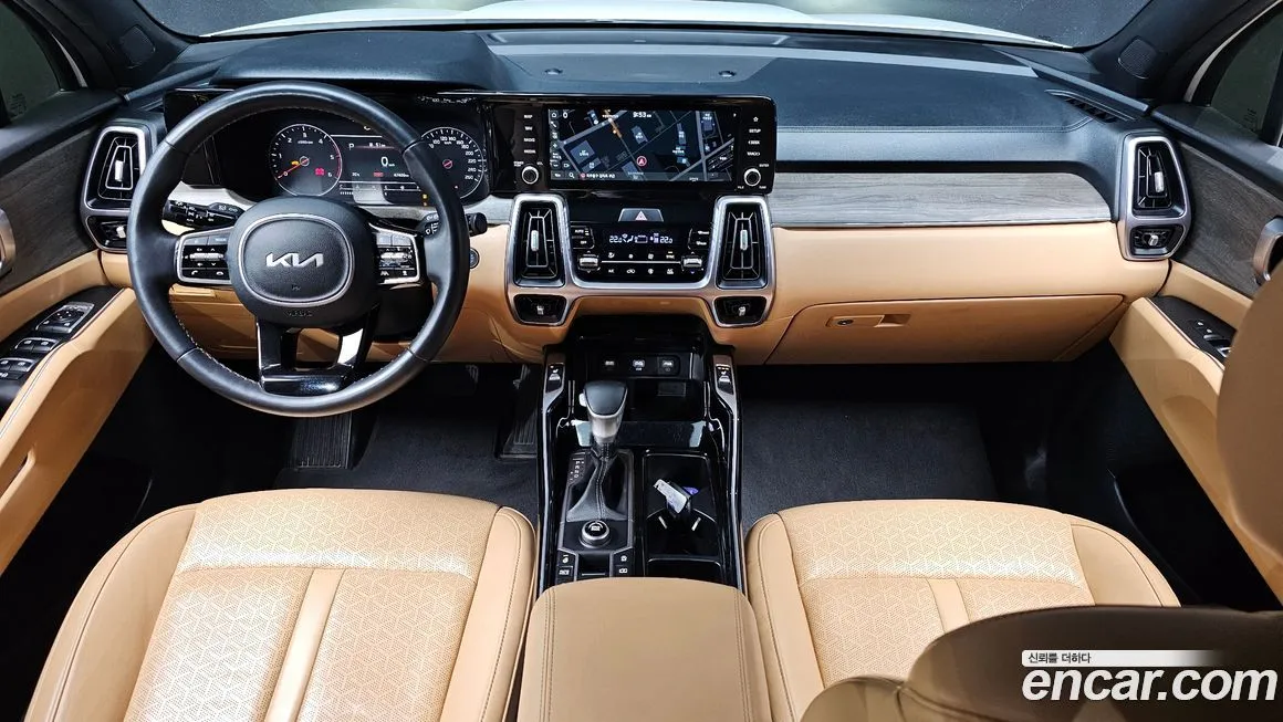 Kia Sorento — фото 8