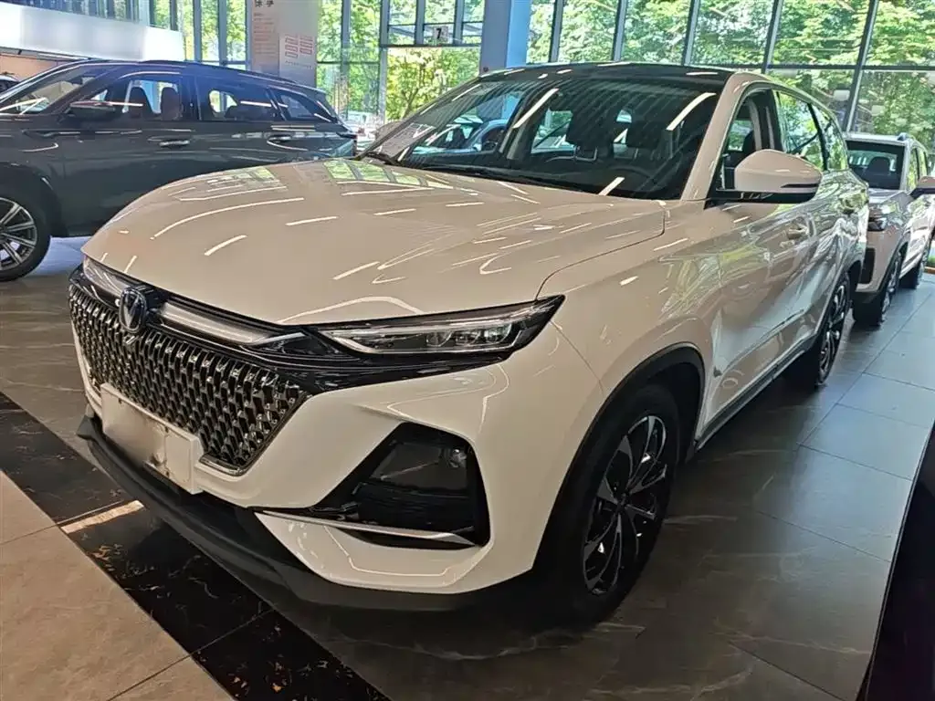 Changan X7 PLUS — фото 1