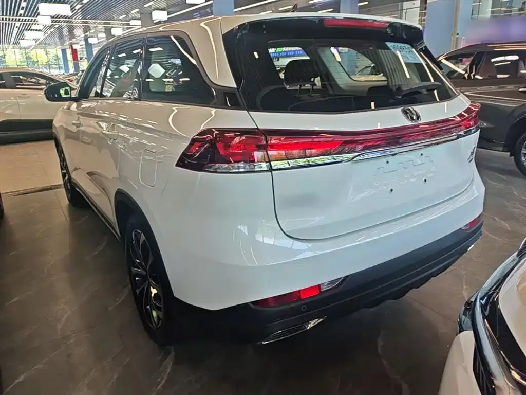 Changan X7 PLUS — фото 8