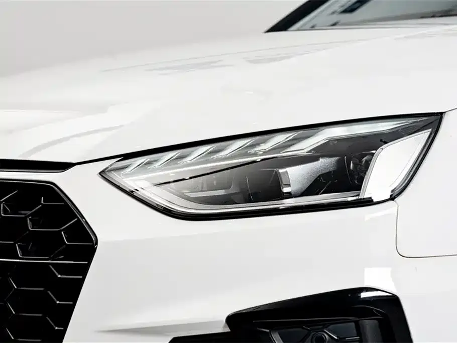 Audi A4L — фото 6