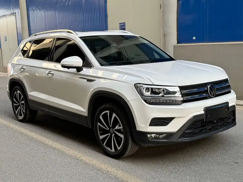 Volkswagen Tharu — фото 7
