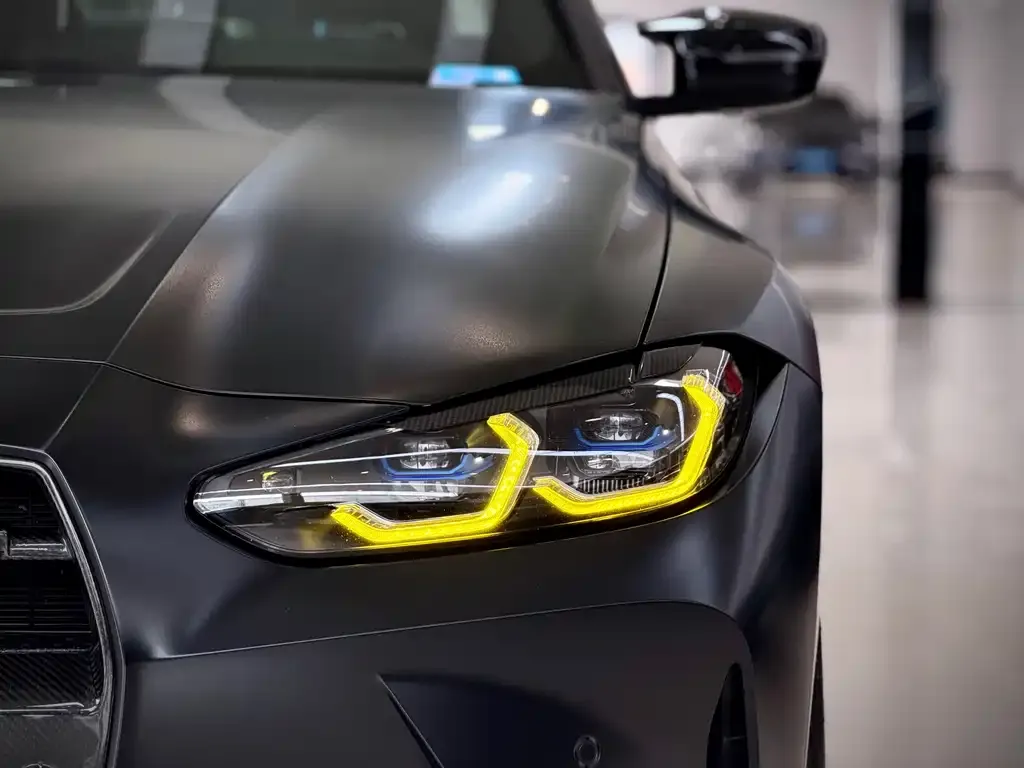 BMW M4 — фото 4