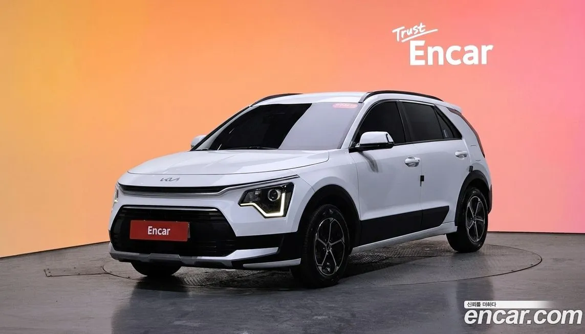 Kia Niro — фото 1