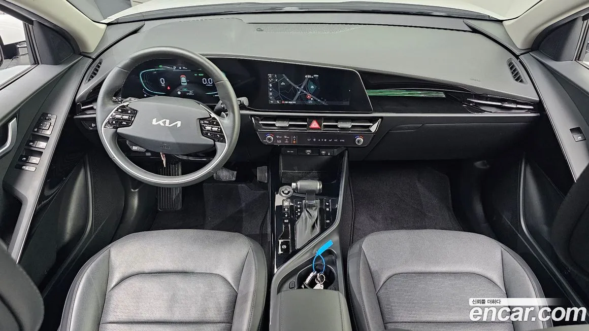 Kia Niro — фото 10