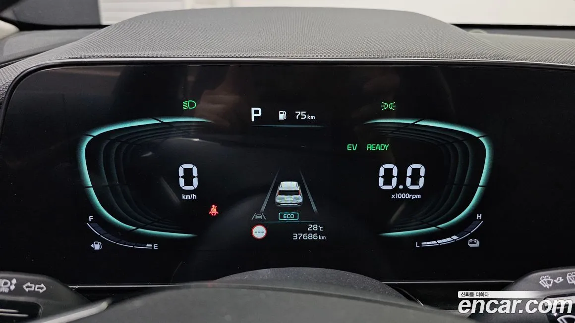 Kia Niro — фото 9