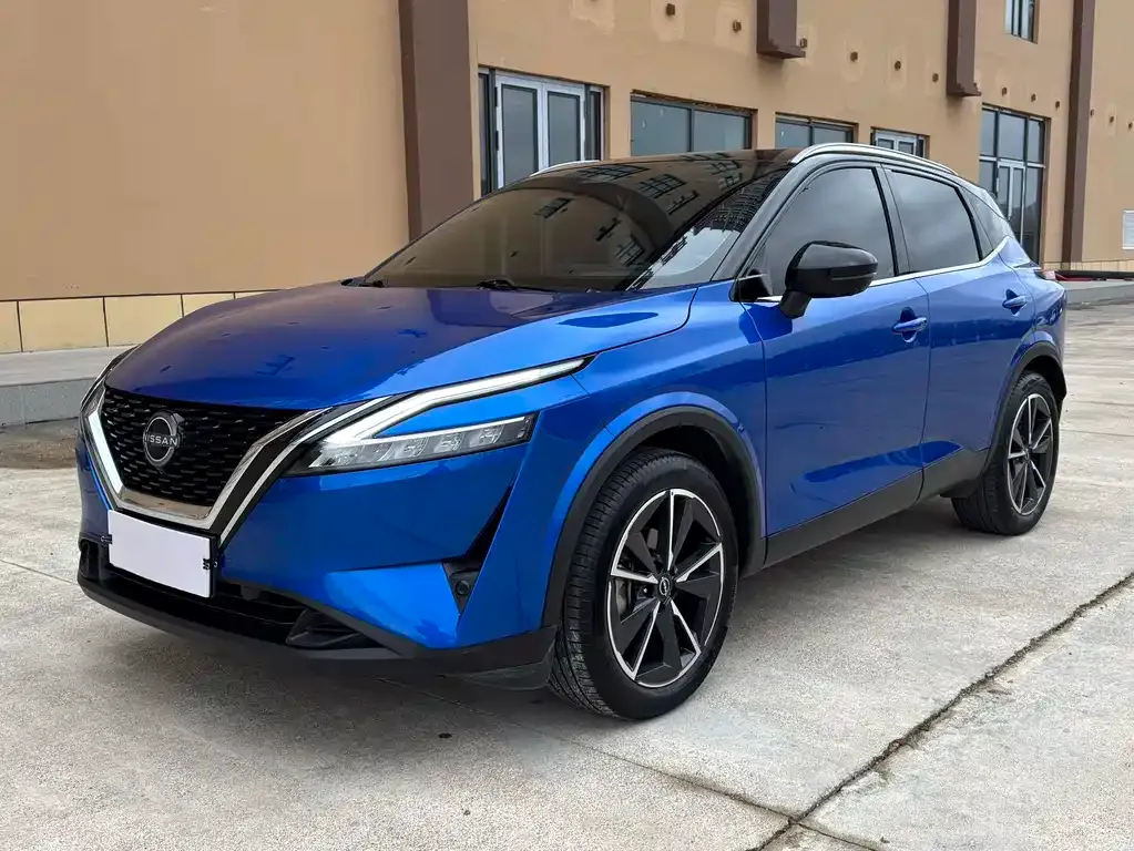 Nissan Qashqai — фото 1