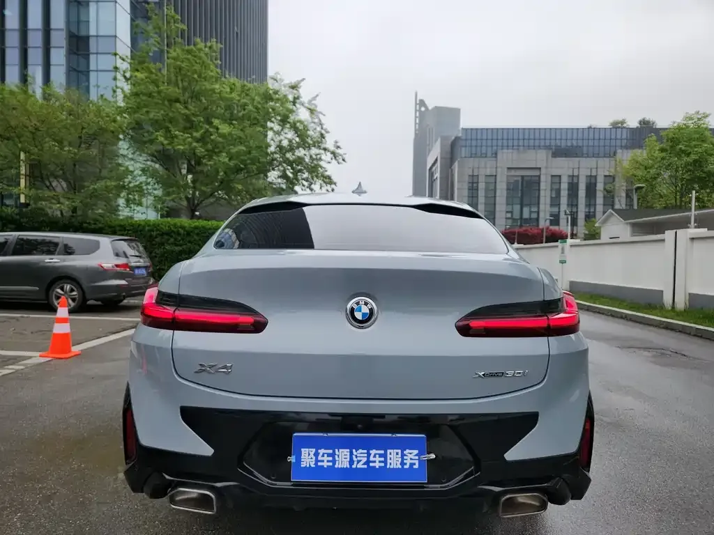 BMW X4 — фото 2