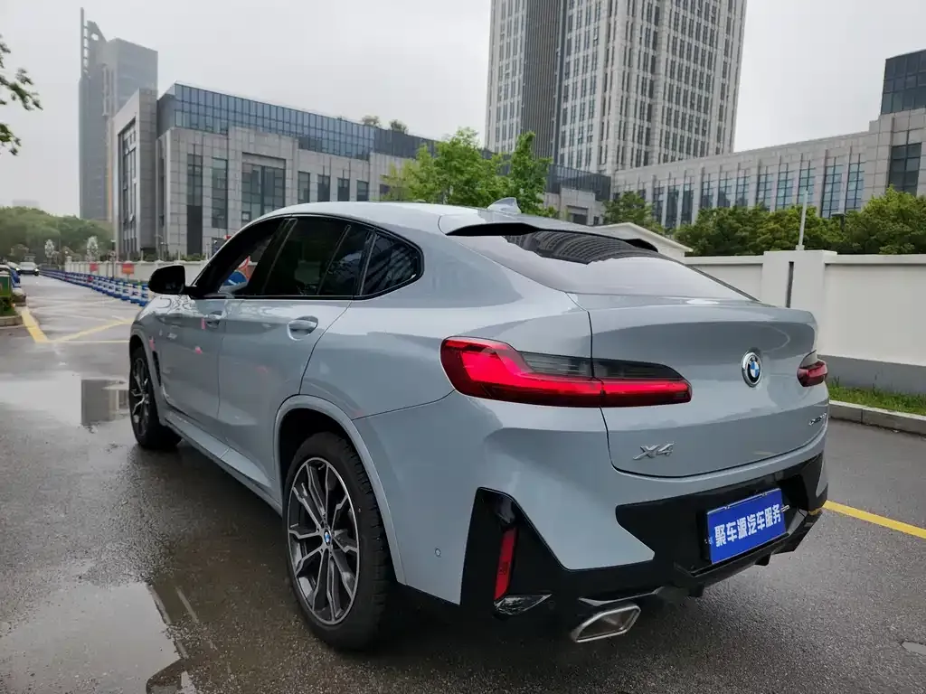 BMW X4 — фото 9