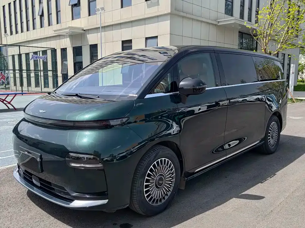 Geely Yizhen L380 — фото 1