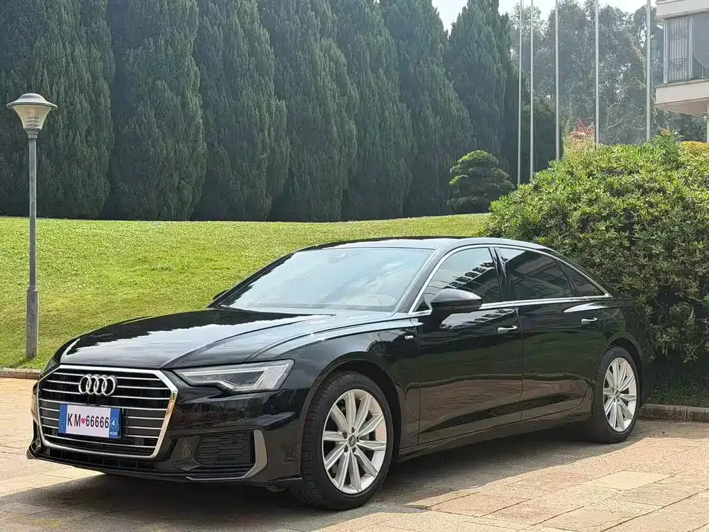 Audi A6L — фото 1