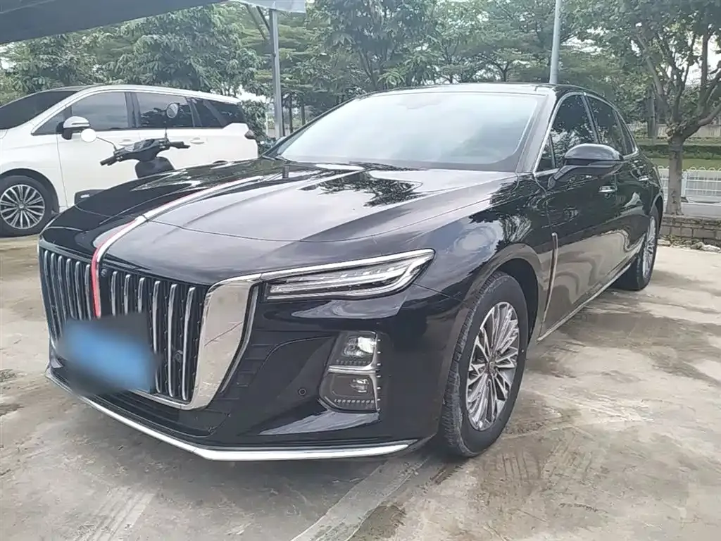 Hongqi H5 — фото 1