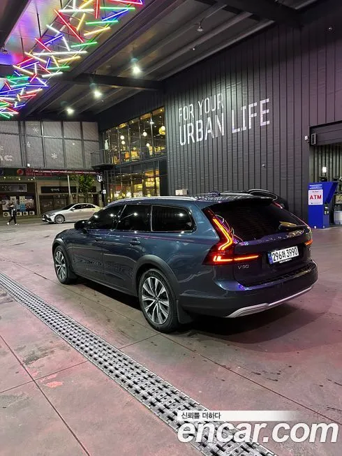 Volvo V90 — фото 6