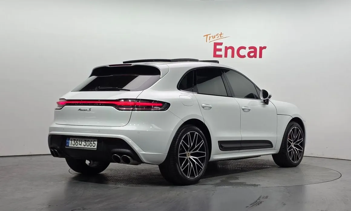 Porsche Macan — фото 8